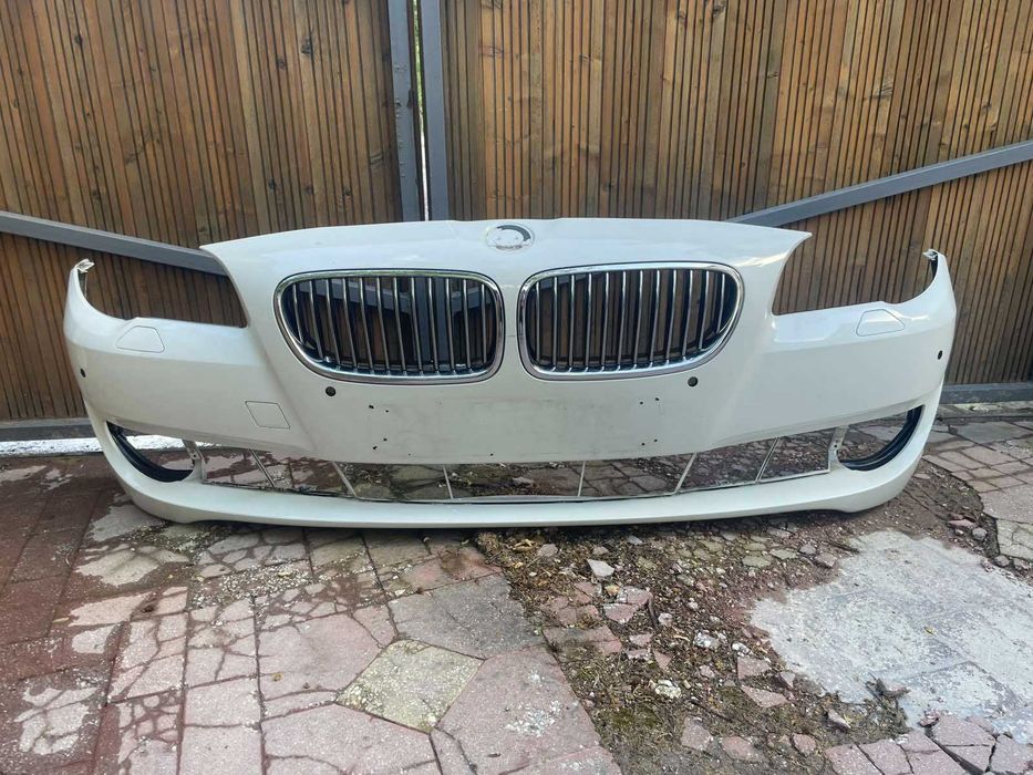 BMW F10  оригинални предни брони