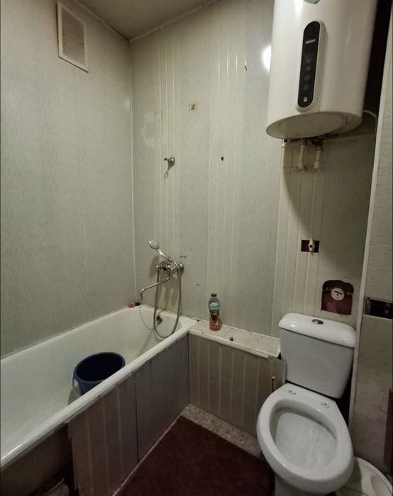 Продаётся 1 ком 9 микрорайон