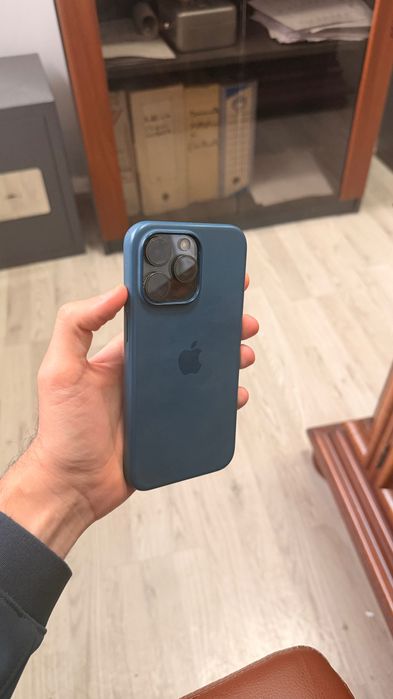 iPhone 15 Pro Max 256GB / 87% Battery / Negru Cu husa Apple Originala