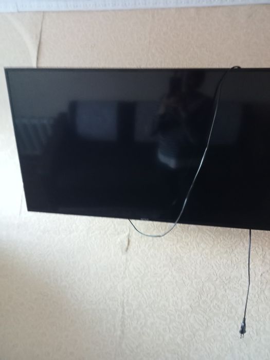 Телевизор б/у в хорошем состоянии