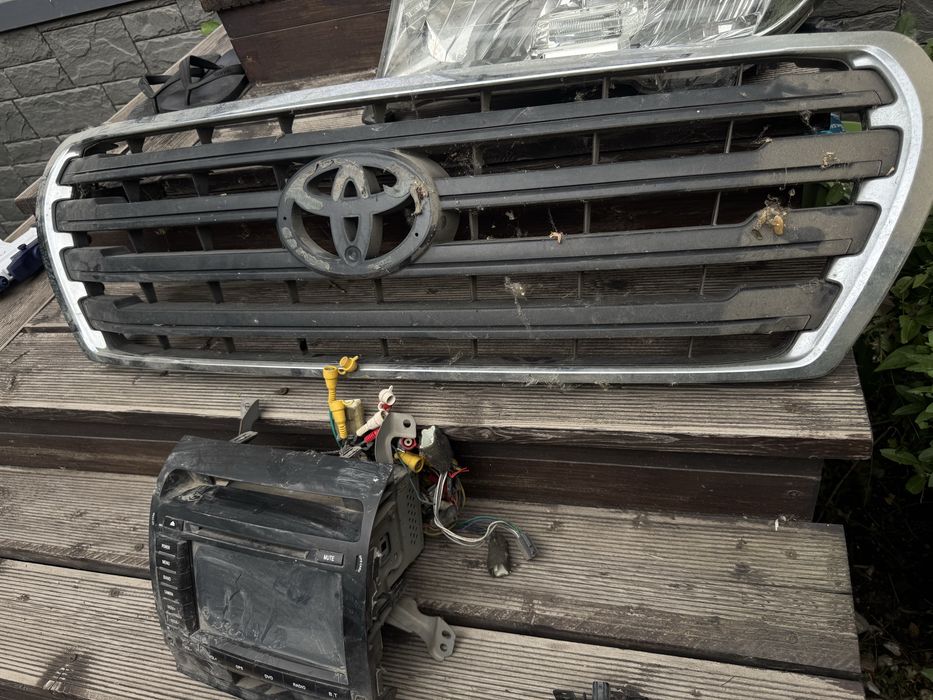 Фары land cruiser 200