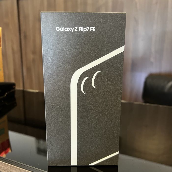Нов!2г Гаранция! Samsung Galaxy Z Flip 7 FE 5G 256GB 8GB RAM Black, Wh