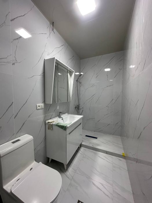 Uchaska sotiladi 2.5 sotix 5 xona 250 кв