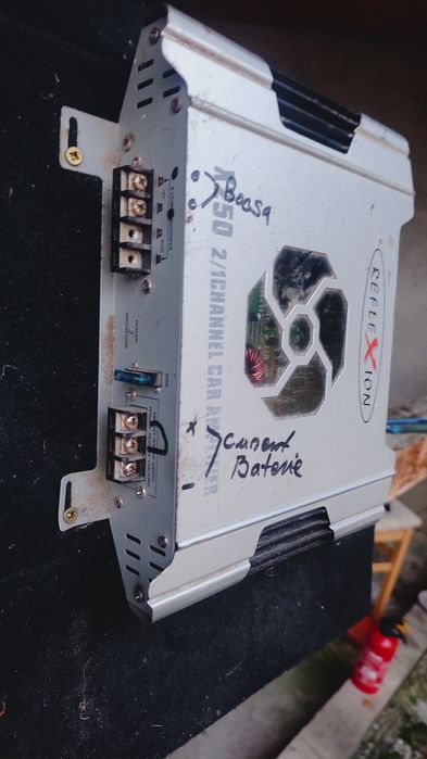 Vând subwoofer auto Sau dacă aveți ceva la schimb cu altceva