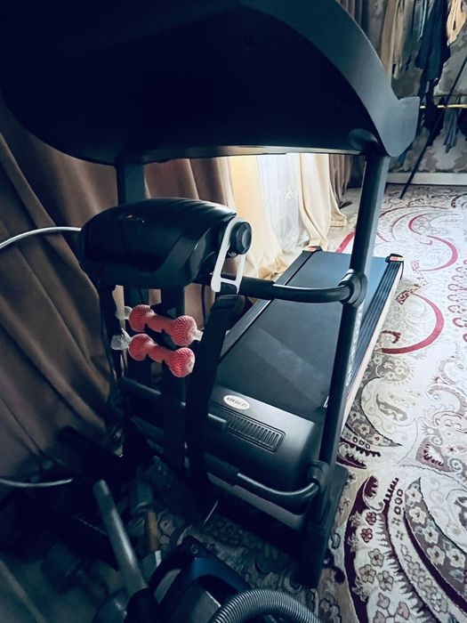 Беговая дорожка электрическая