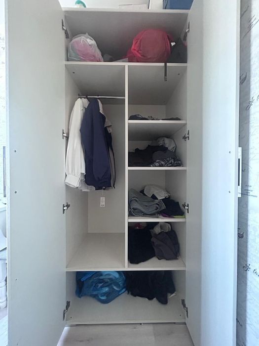 Продаю шкаф в спальню