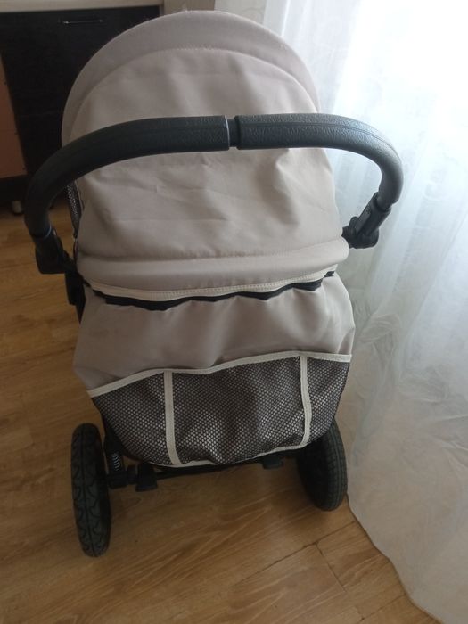 Продам коляску в хорошем состоянии