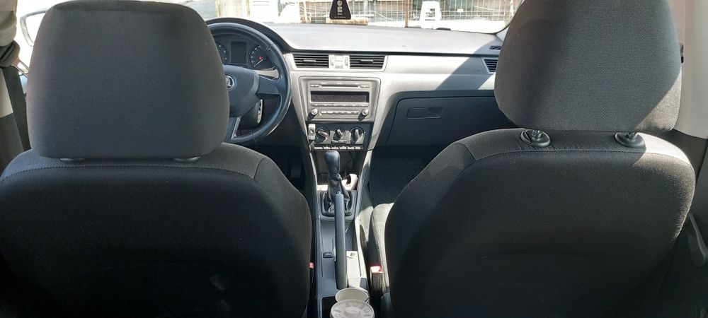 Se vinde skoda rapid