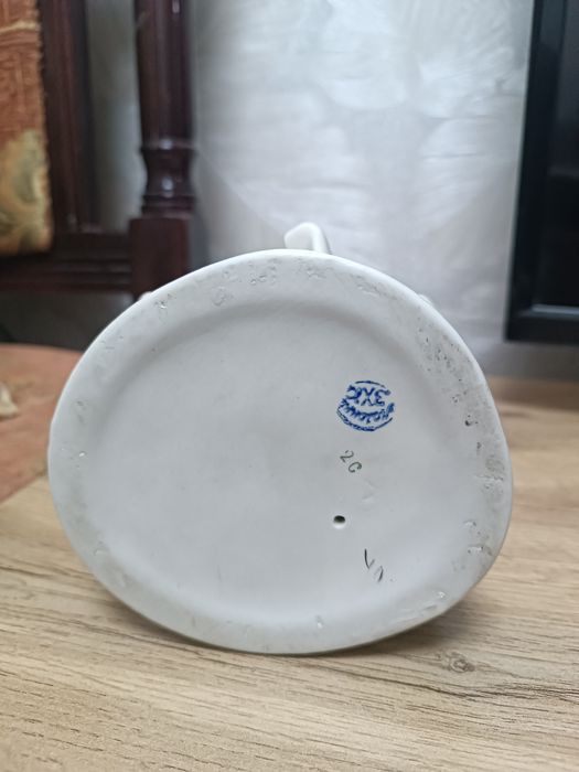 Статуэтка "мать и дитя"