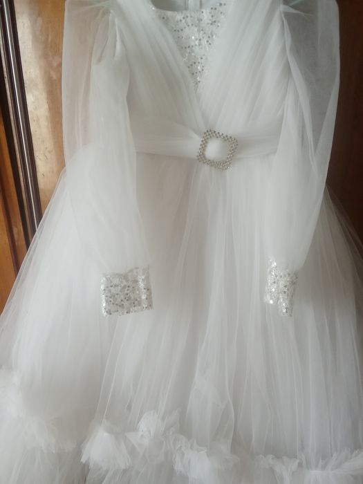 Продам бальное платья