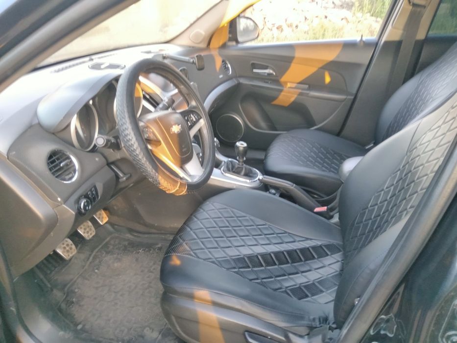 Шивролет крузэ .