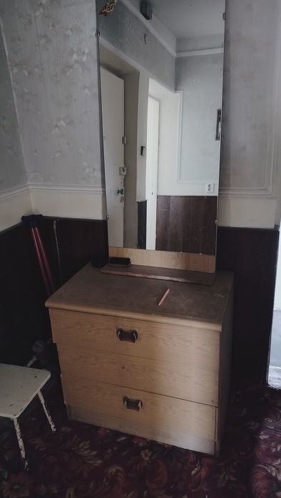 Спальный гарнитур б/у, в хорошем состоянии.