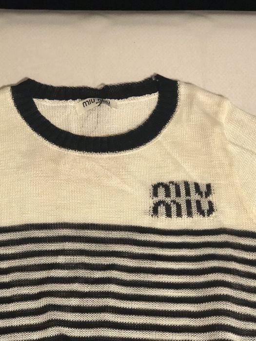 Tricou Miu Miu , calitate premium , pe stoc , nou , S