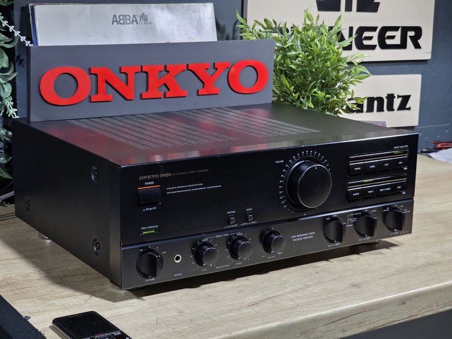 Amplificator ONKYO INTEGRA A-8670, hifi stereo retro ,2x105w 8 ohm