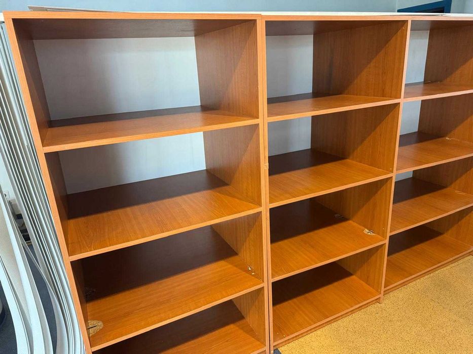 Etajera/ Rafturi depozitare din PAL