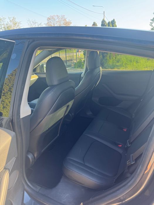 Tesla model Y 2023.05 2RWD