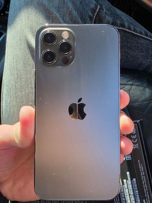 Продам iphone 12 pro