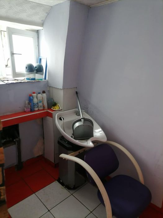 Продава се Ателие в Ямбол, ОУ П. Р. Славейков - 45 кв.м за 567 €/кв.м - Снимка #1