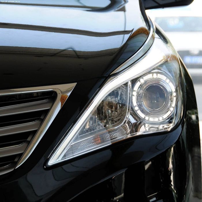 Стекла фар hyundai grandeur