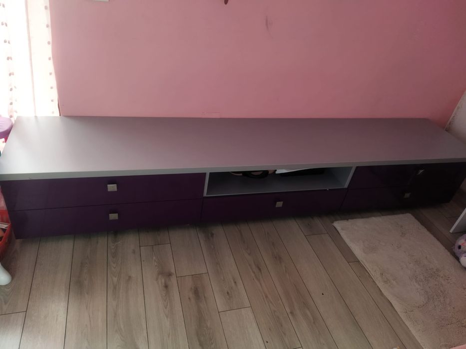 Vând mobila living!