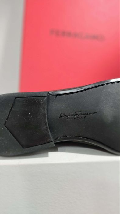 Salvatore Ferragamo обувки