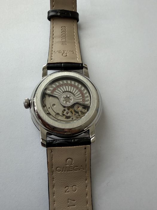 Часовник Omega Master