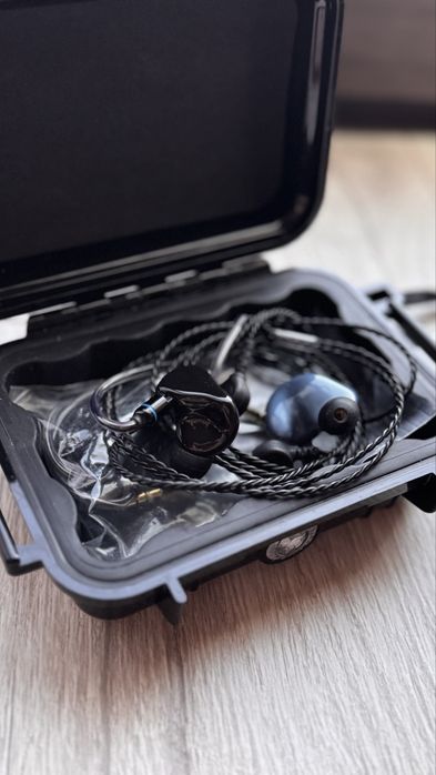 Pachet complet sistem wireless + casti in-ear