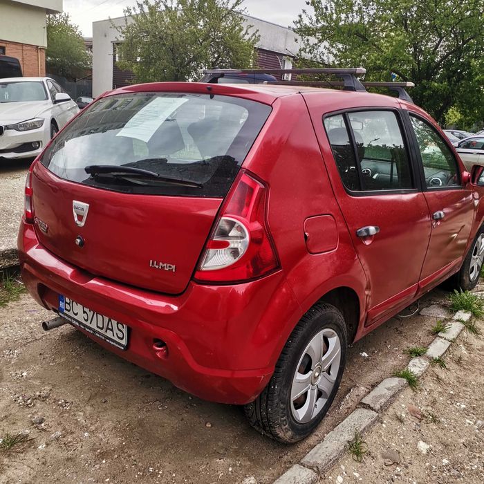 Dacia sandero an 2009