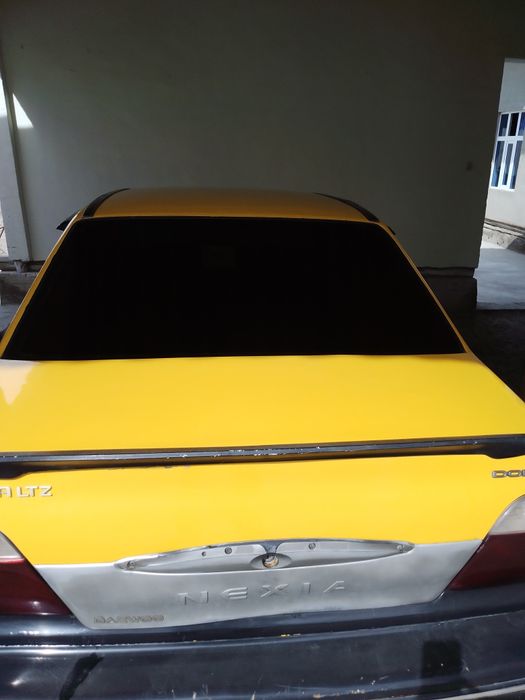Nexia daewoo sedan