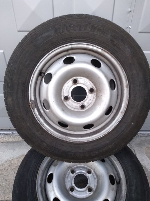 Продавам летни гуми с джанти Westlake 165/70 R13
