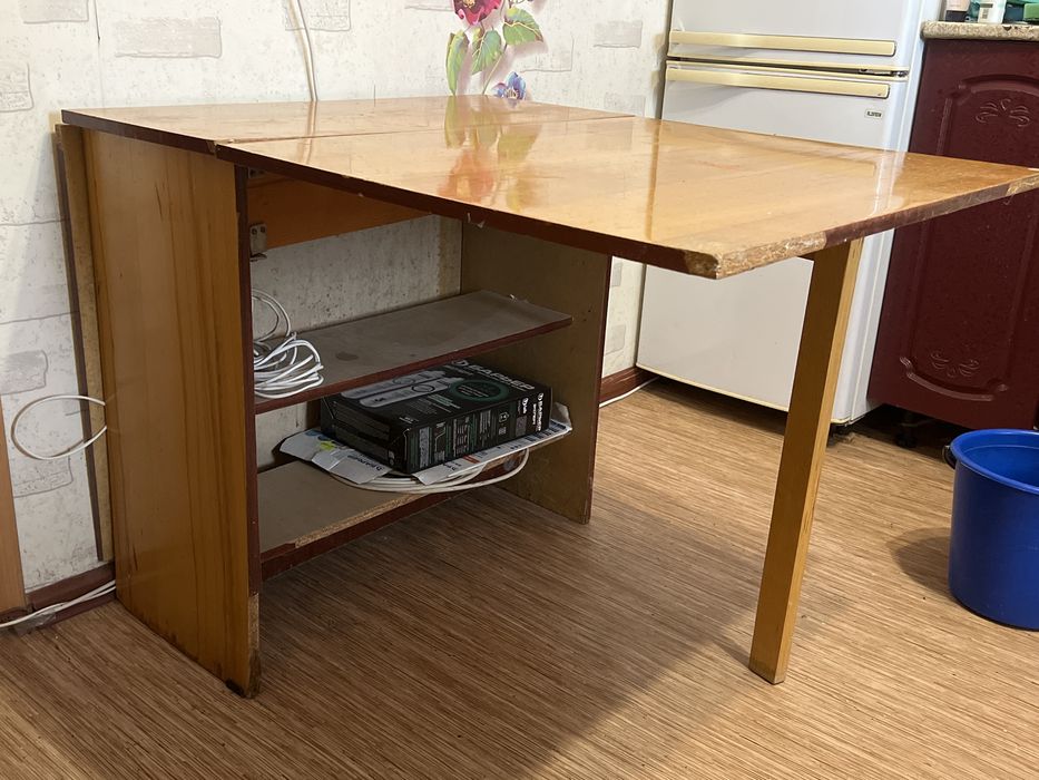 Продам стол раскладушку