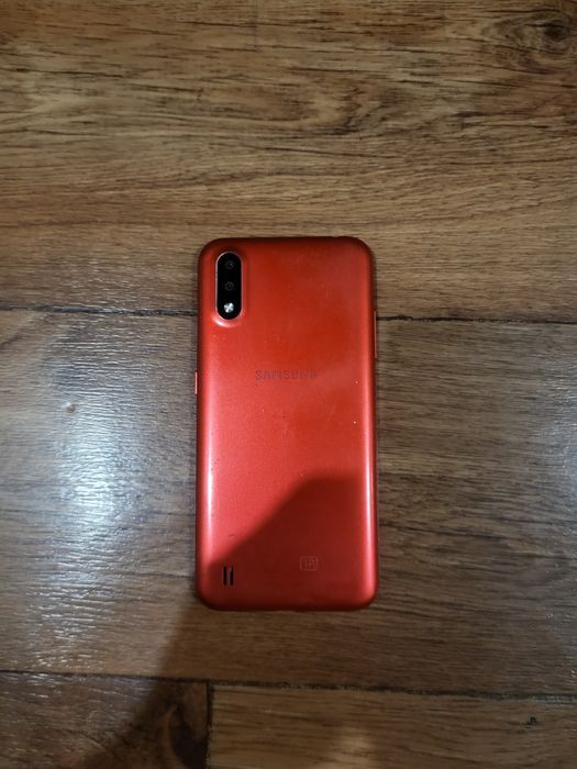 Телефон Самсунг а01 срочно срочно