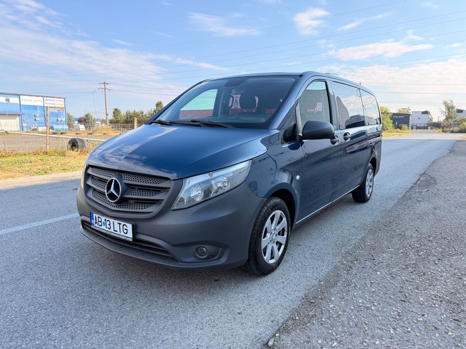 Mercedes Vito Tourer 114 cdi lung an 2014, 8 locuri, usi pe ambele parti