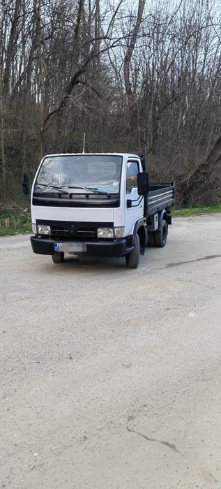 Nissan cabstar 2003