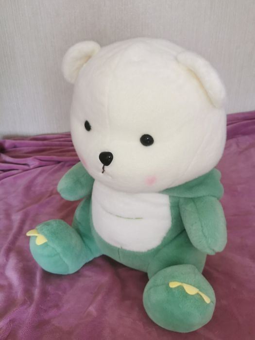 Продам большого медведя