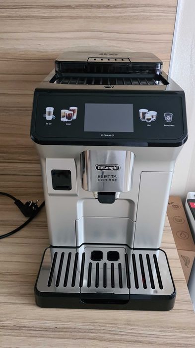 Кофемашина DeLonghi Eletta Explore ECAM450.65.S