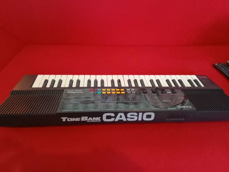 Електрическо пиано / йоника