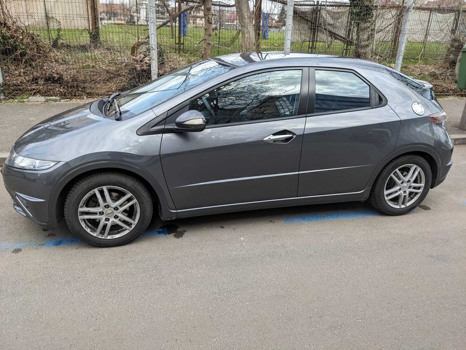 URGENT - HONDA Civic - 84.000 km din 2011, Benzina