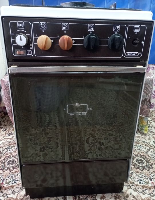 Продаётся газовая плита б/у