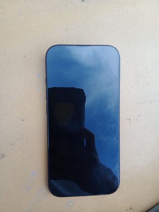 Продается Iphone 15 256gb