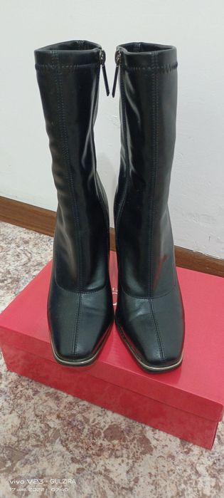 Продам сапоги женские