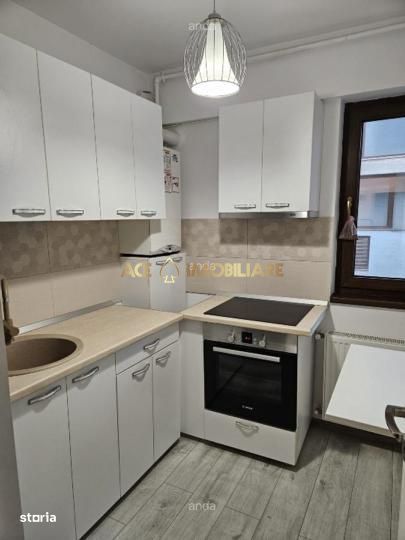 2 Camere de inchiriat | Jiului | Metrou | Centrala Proprie