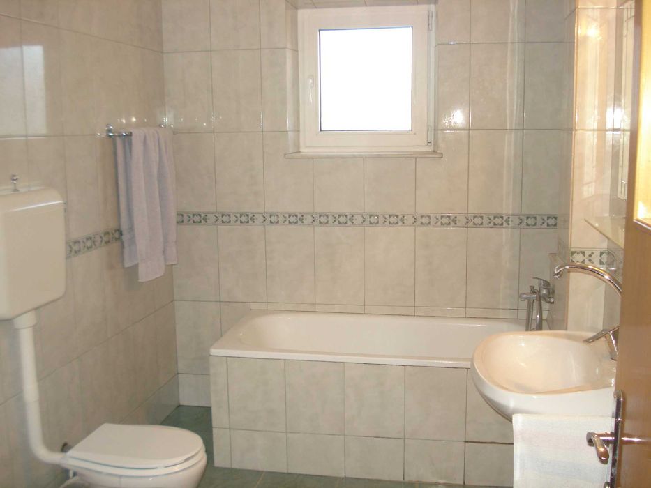 Proprietar Apartament 2 cam Amzei Metrou Romana Victoriei FARA AGENTII