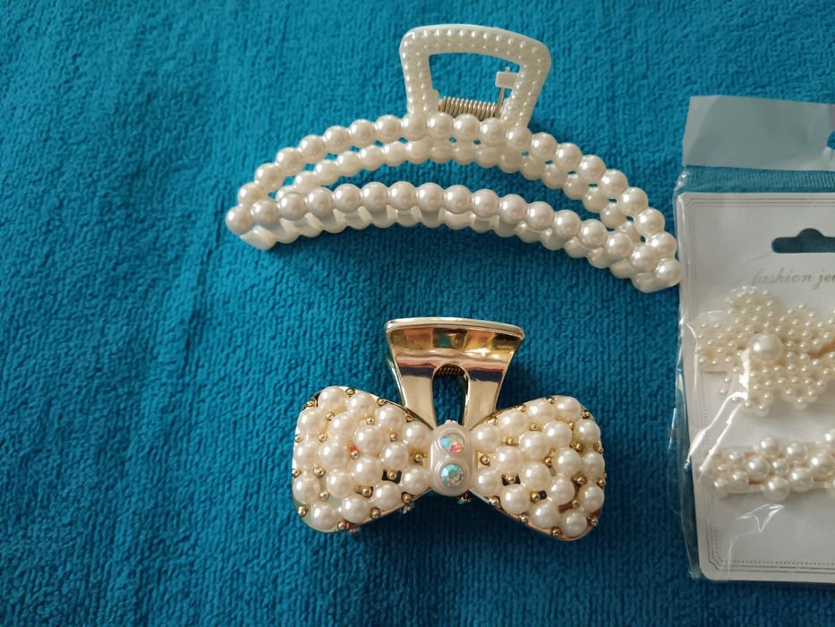 Vând Set Perle Mireasă Noi