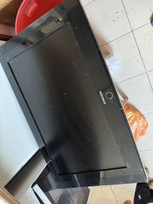 Продам телевизор