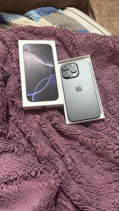 Продам Iphone 16 Pro