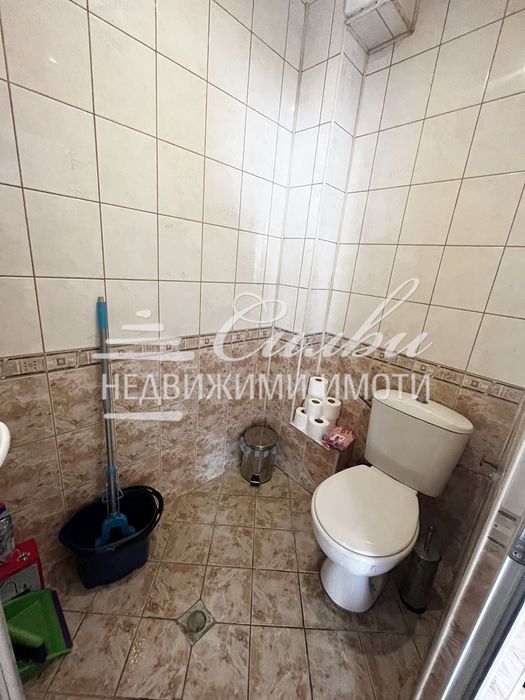 Офис за продажба - кв. Център!