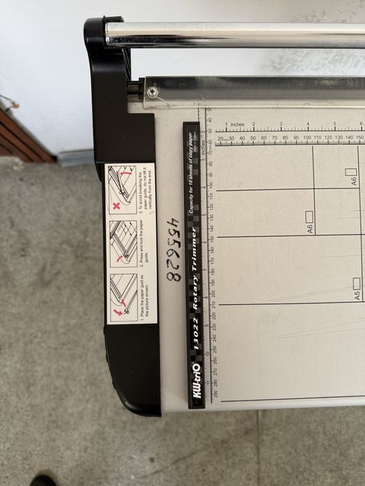 Резак для бумаги, Гильотина 1350мм