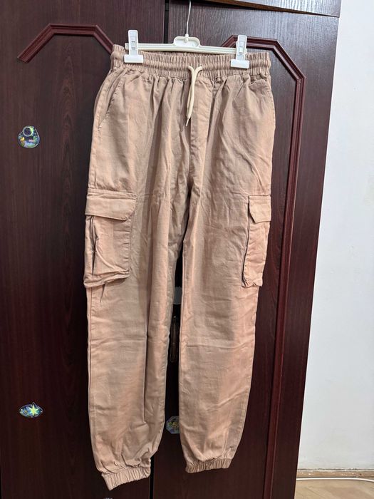 Pantaloni Cargo Culoare Bej/Camel | Mărime - L