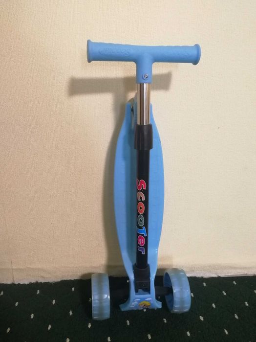 Самокат детский для детей